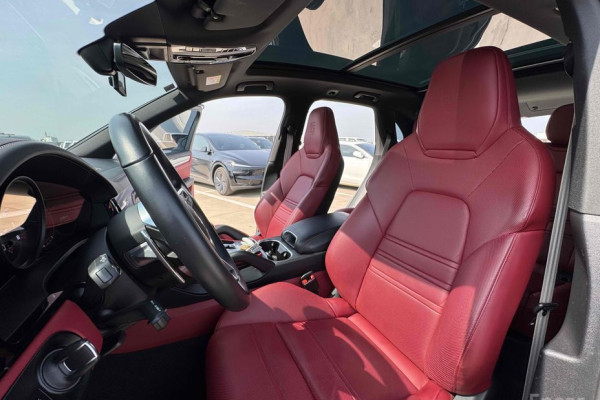 2022 Porsche Cayenne с пробегом 33 647 км