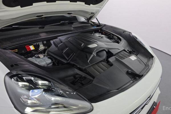 2022 Porsche Cayenne с пробегом 41 966 км