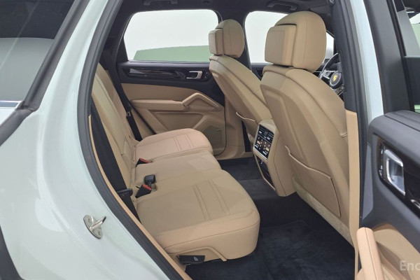 2022 Porsche Cayenne с пробегом 41 966 км