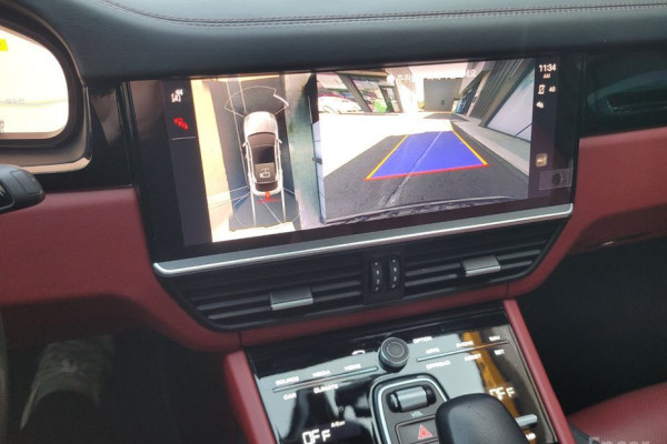 2022 Porsche Cayenne с пробегом 46 000 км