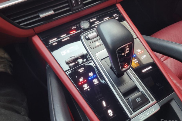 2022 Porsche Cayenne с пробегом 46 000 км