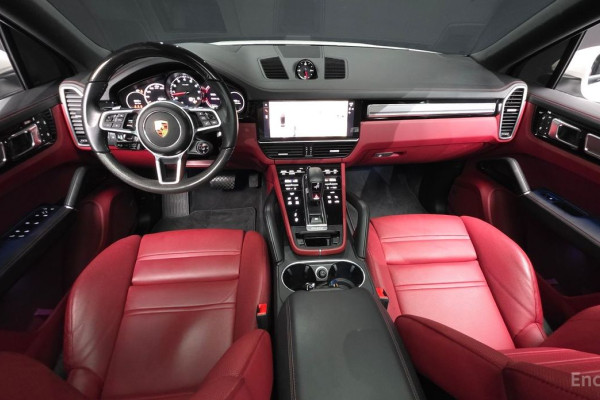 2022 Porsche Cayenne с пробегом 30 249 км