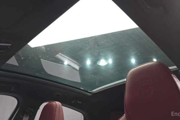 2022 Porsche Cayenne с пробегом 30 249 км