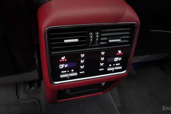 2022 Porsche Cayenne с пробегом 30 249 км