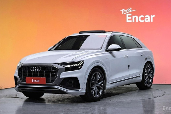 2021 Audi Q8 с пробегом 87 025 км
