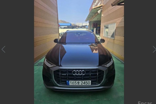 2021 Audi Q8 с пробегом 67 170 км