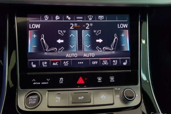 2023 Audi Q8 с пробегом 38 776 км