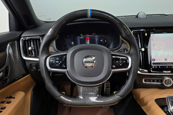 2023 Volvo S90 с пробегом 87 591 км