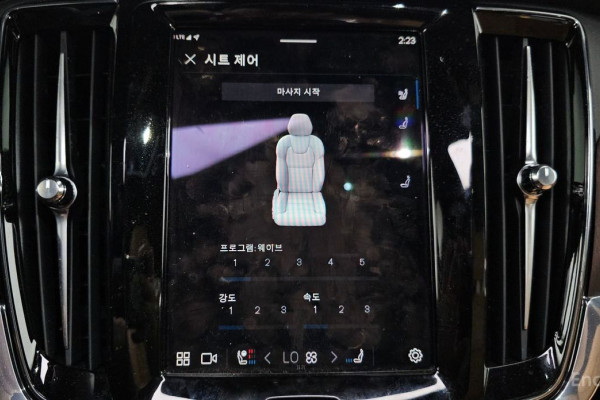 2022 Volvo S90 с пробегом 31 808 км