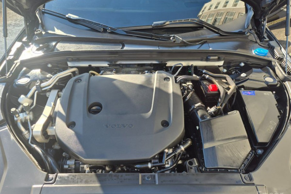 2023 Volvo S90 с пробегом 52 733 км