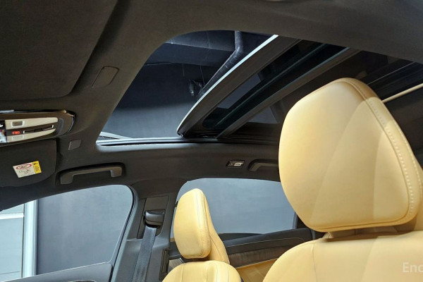 2022 Volvo S90 с пробегом 28 467 км