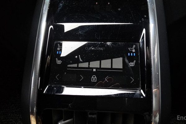 2022 Volvo S90 с пробегом 28 467 км