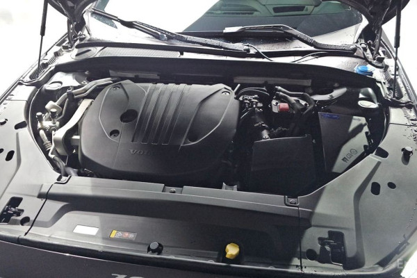 2023 Volvo S90 с пробегом 32 370 км