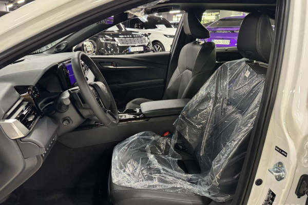 2026 Toyota Camry с пробегом 5 км