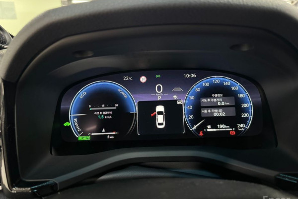 2026 Toyota Camry с пробегом 5 км