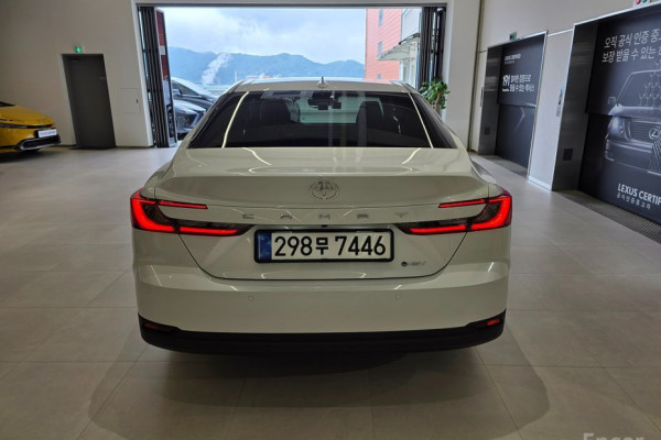 2025 Toyota Camry с пробегом 8 563 км