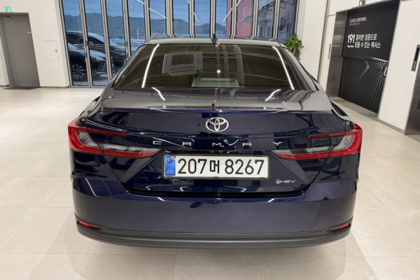 2025 Toyota Camry с пробегом 2 075 км