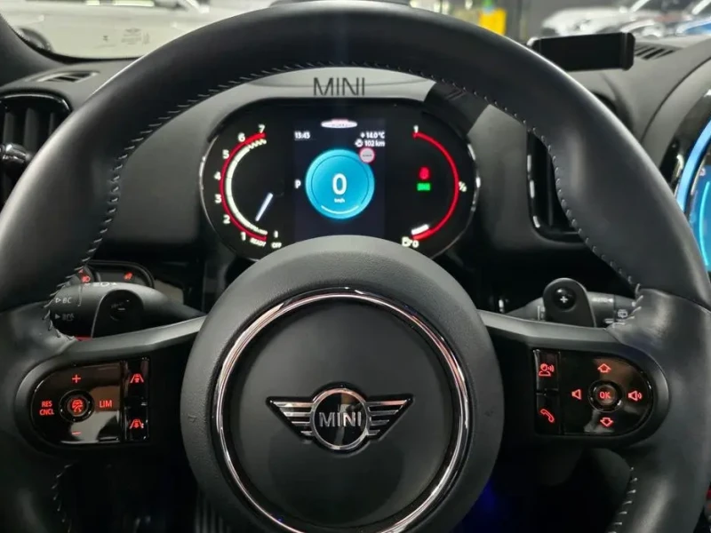 2023 Mini Countryman с пробегом 14 100 км