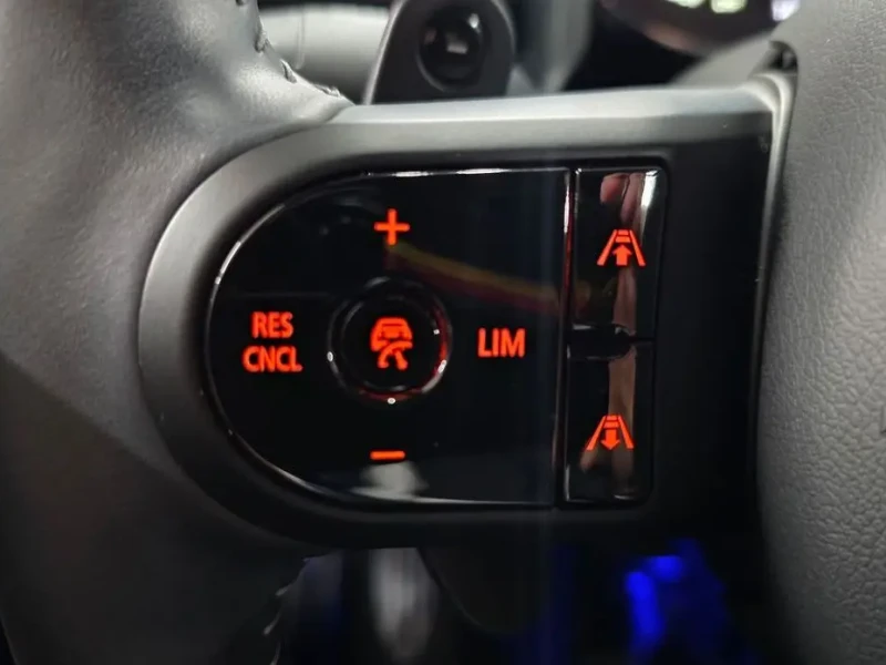 2023 Mini Countryman с пробегом 14 100 км