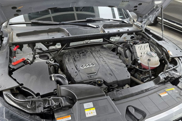 2022 Audi Q5 с пробегом 76 309 км