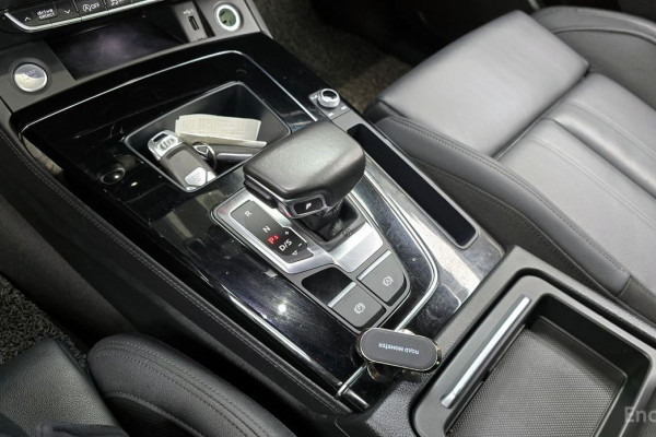 2022 Audi Q5 с пробегом 76 309 км