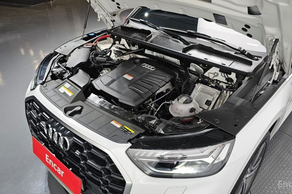 2023 Audi Q5 с пробегом 49 834 км