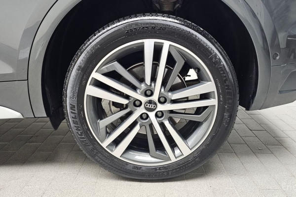 2022 Audi Q5 с пробегом 53 742 км