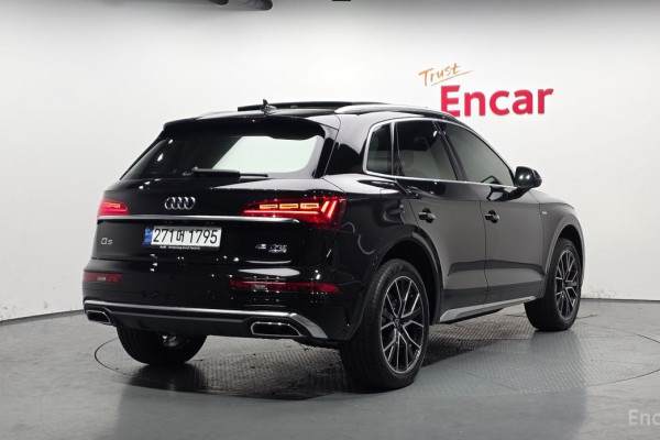 2024 Audi Q5 с пробегом 9 099 км