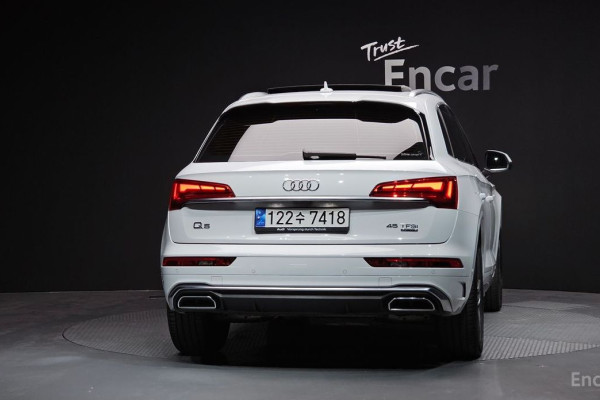 2022 Audi Q5 с пробегом 41 047 км