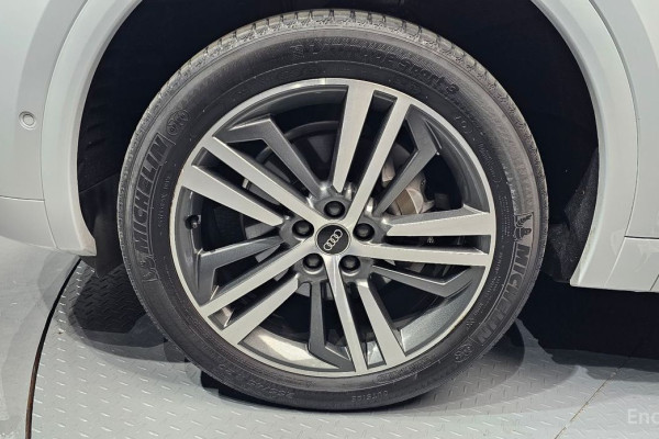 2022 Audi Q5 с пробегом 41 047 км