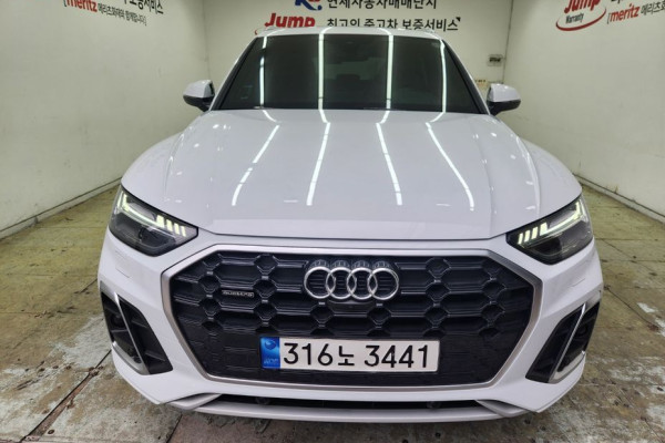 2022 Audi Q5 с пробегом 67 900 км