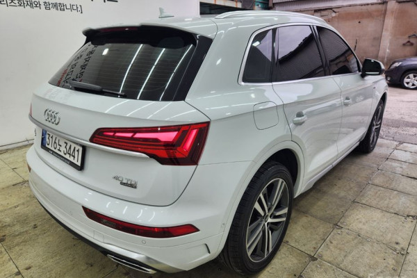 2022 Audi Q5 с пробегом 67 900 км