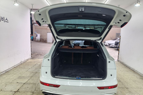 2022 Audi Q5 с пробегом 67 900 км