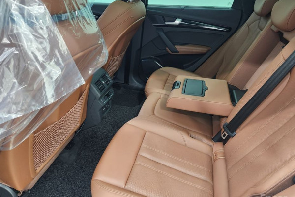 2022 Audi Q5 с пробегом 67 900 км