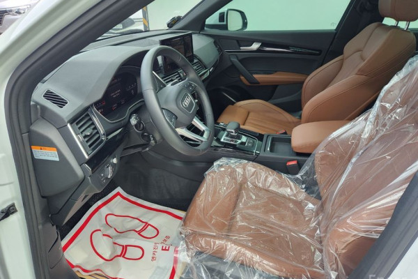 2022 Audi Q5 с пробегом 67 900 км