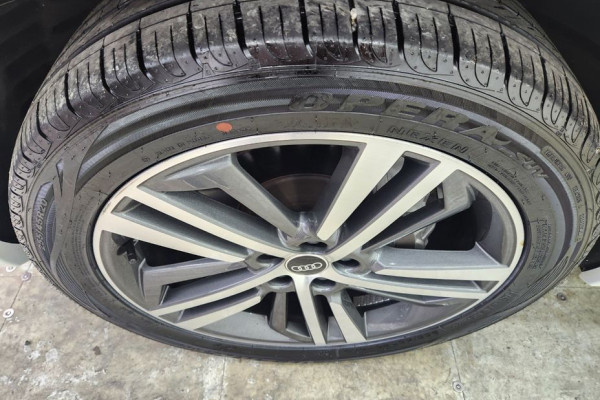 2022 Audi Q5 с пробегом 67 900 км