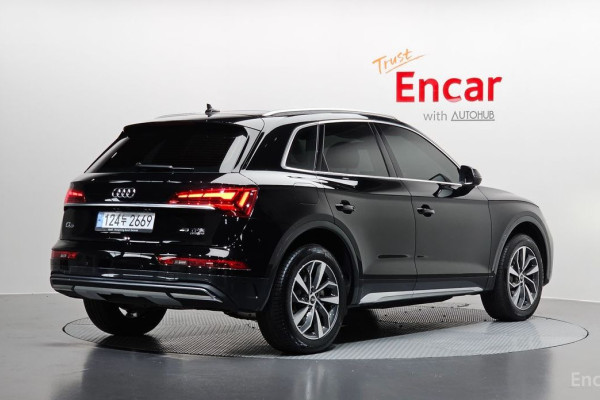 2023 Audi Q5 с пробегом 19 503 км