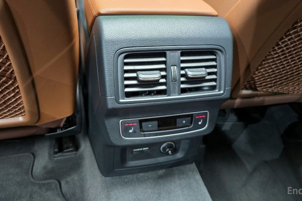 2023 Audi Q5 с пробегом 21 874 км