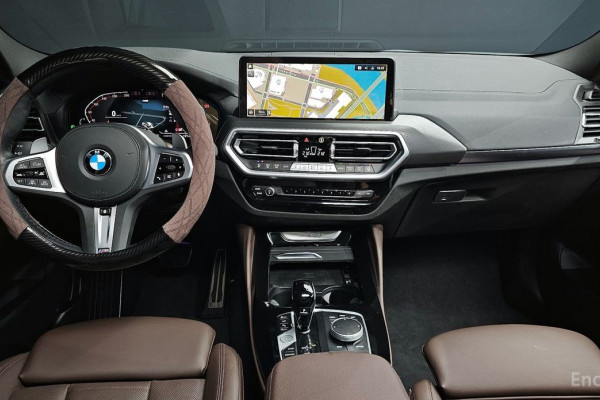 2025 BMW X4 с пробегом 20 811 км