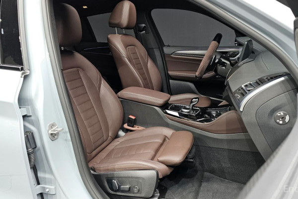 2025 BMW X4 с пробегом 20 811 км