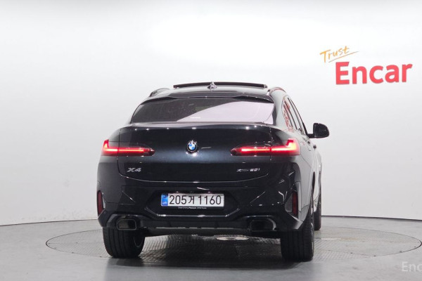 2025 BMW X4 с пробегом 7 016 км