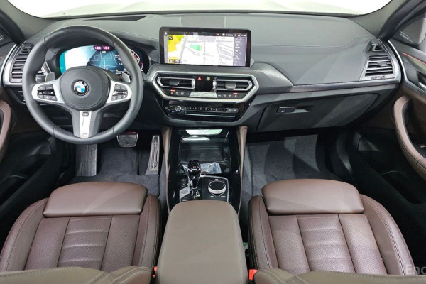 2025 BMW X4 с пробегом 7 016 км