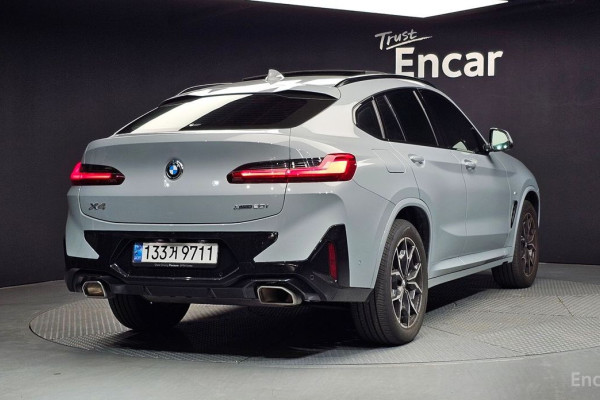2024 BMW X4 с пробегом 27 599 км