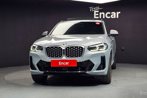 2024 BMW X4 с пробегом 27 599 км