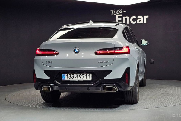 2024 BMW X4 с пробегом 27 599 км