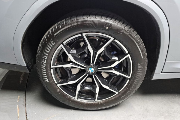 2024 BMW X4 с пробегом 23 321 км