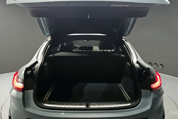 2024 BMW X4 с пробегом 23 321 км