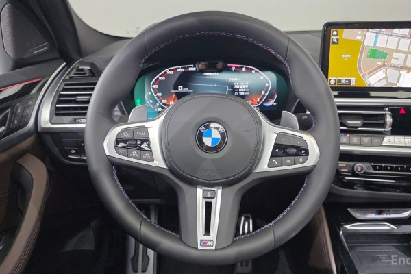 2025 BMW X4 с пробегом 241 км