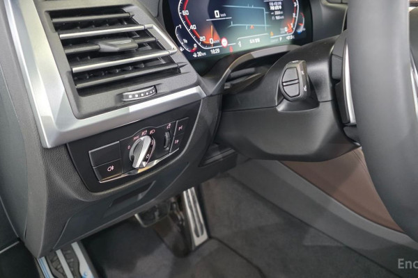 2025 BMW X4 с пробегом 241 км