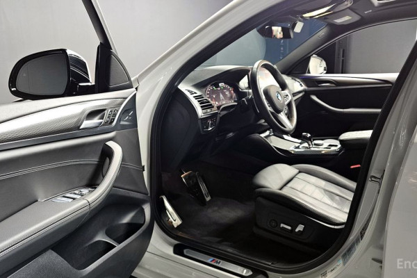 2023 BMW X4 с пробегом 33 624 км